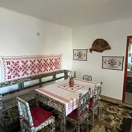 Lägenhet Gyimesvoelgy Vendeghaz Kismaros