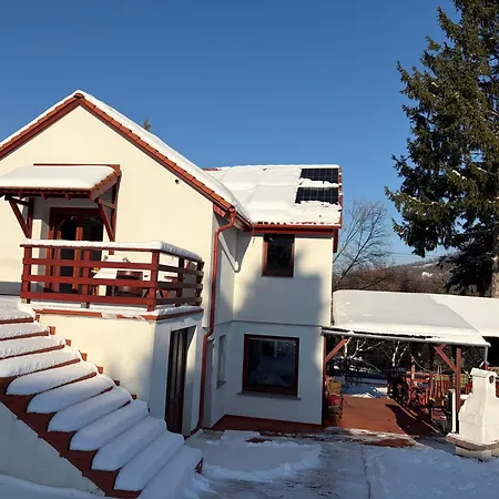 Gyimesvoelgy Vendeghaz Apartament *